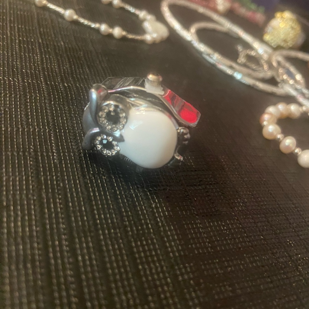 Ornate Silver and White Stone Ring